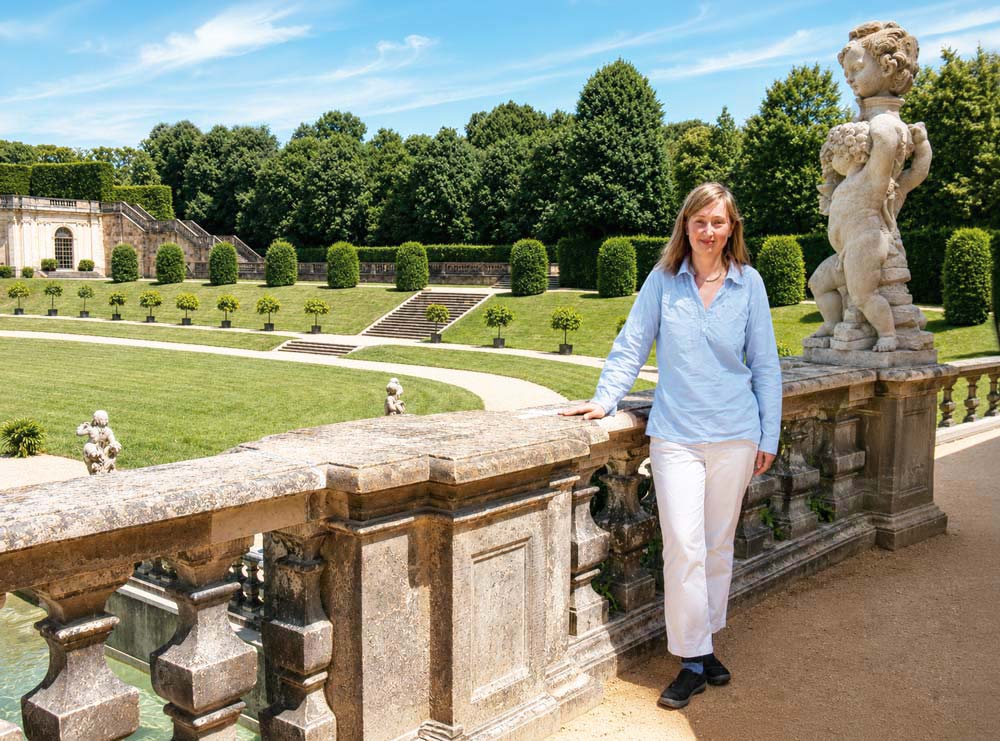 Susann Maria Seibert im Barockgarten Großsedlitz bei Dresden – individuelle Stadtführungen und Natur erleben